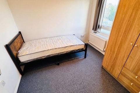 undefined, Edgware, London HA8