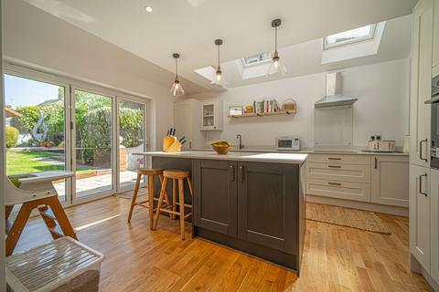 4 bedroom semi-detached house for sale, Lodge Road, Caerleon, NP18