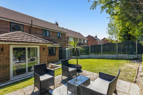 undefined, Nevern Close, Heaton, Bolton, BL1