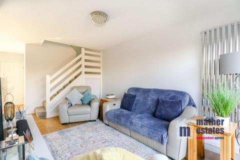 3 bedroom terraced house for sale, Woburn Close, Stevenage