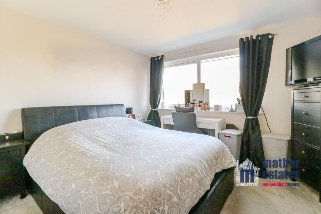 73 Woburn Cl, Broadwater, Stevenage SG2-30.jpg