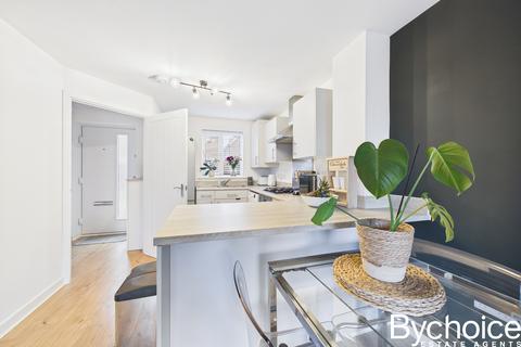 2 bedroom end of terrace house for sale, Roberts Drive, Haverhill, Suffolk