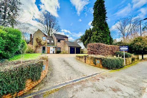 undefined, Foxley Lane, Purley, CR8