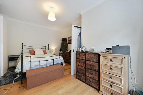 undefined, Madeley Road Ealing W5