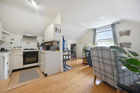 1 bedroom flat to rent, Madeley Road, Ealing