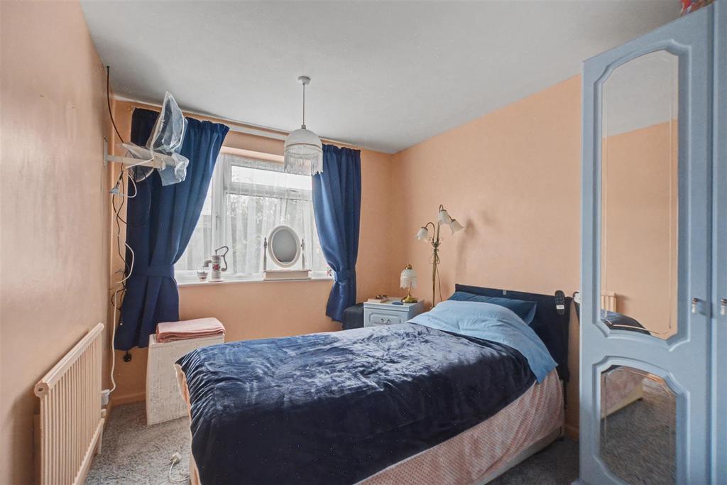 Bedroom 1.jpeg
