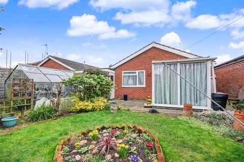 2 bedroom detached bungalow for sale, Gables Lea, Sutton Bonington