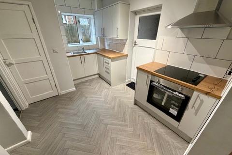 undefined, Firs Avenue, ALFRETON, DE55