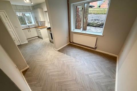 undefined, Firs Avenue, ALFRETON, DE55