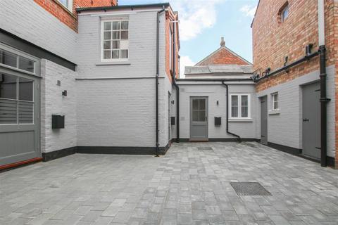 undefined, High Street, Saffron Walden CB10