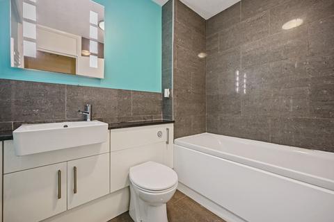 undefined, St. James Road, Sutton, SM1