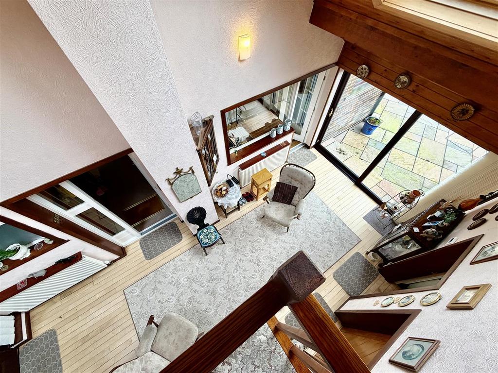 First floor open landing