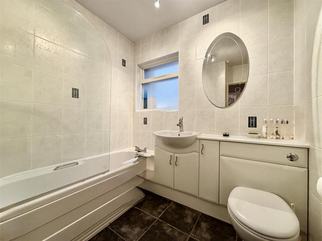 Family bathroom