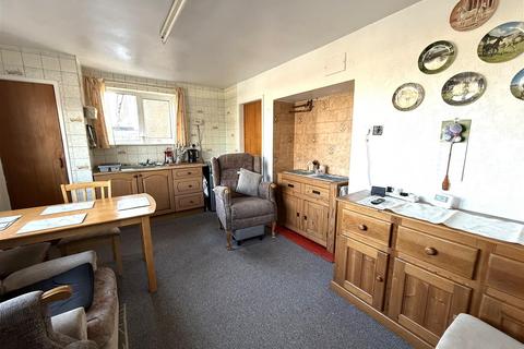 3 bedroom end of terrace house for sale, Proctor Road, Handsacre, Rugeley
