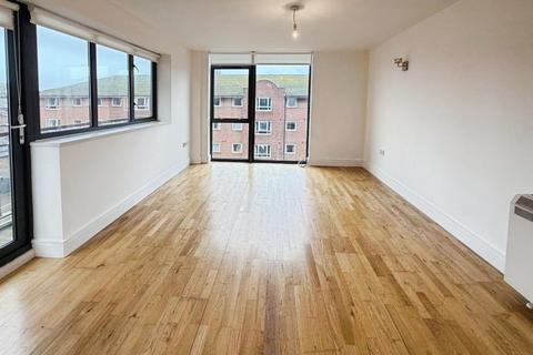 2 bedroom flat to rent, Stowell Street, Liverpool, L7 7DL