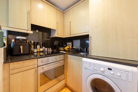 1 bedroom flat to rent, Sloane Avenue, London SW3