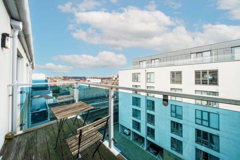 1 bedroom flat for sale, Glenthorne Road, London W6