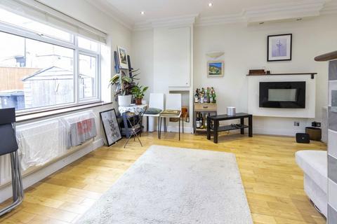 undefined, Rosebery Mews, London N10