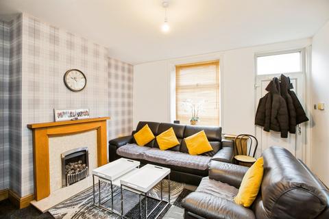 3 bedroom terraced house for sale, Grove Street, Sowerby Bridge