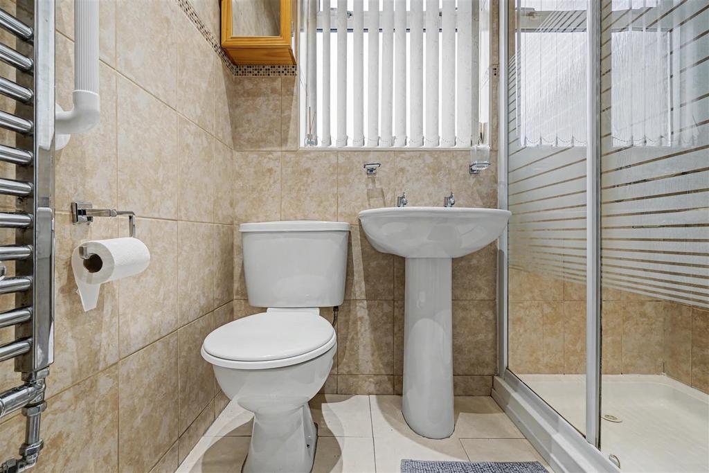 Shower Room 1 2.jpeg