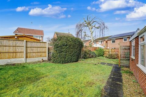 2 bedroom bungalow for sale, Broadfields, Calverton