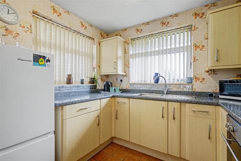 2 bedroom bungalow for sale, Broadfields, Calverton