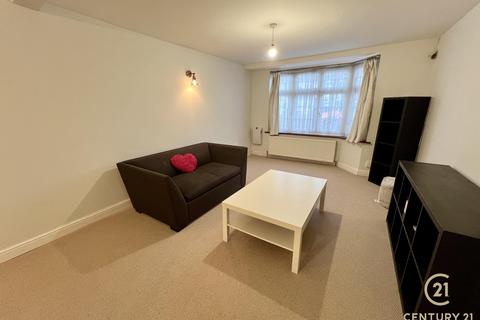 undefined, Chaucer Avenue, HOUNSLOW TW4