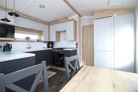 2 bedroom park home for sale, Shorefield Park, Near Milford On Sea, Hampshire, SO41