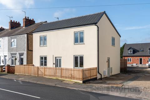3 bedroom detached house for sale, Leicester Road, Shepshed, Loughborough, Leicestershire
