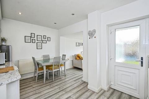 3 bedroom semi-detached house for sale, Petworth Avenue, Wigan, WN3