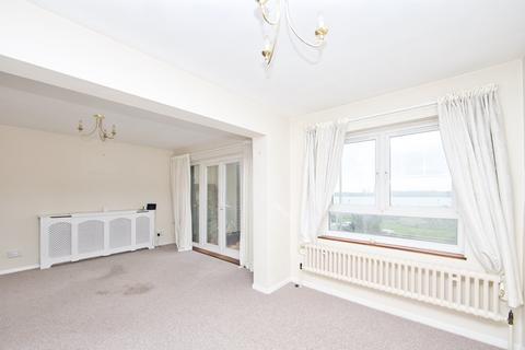 3 bedroom flat for sale, The Gateway, Dover, Kent, CT16