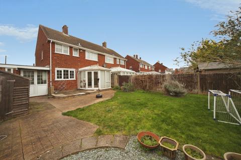 undefined, Yew Street, Houghton Regis, Dunstable
