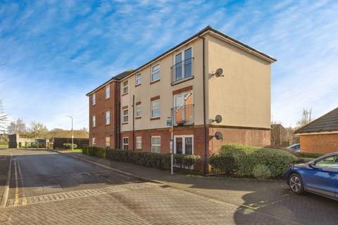 2 bedroom ground floor flat for sale, Hurst Road, Kennington, Ashford