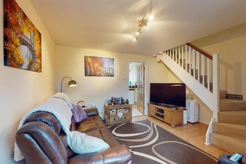 2 bedroom semi-detached house to rent, Byron Way, Stamford