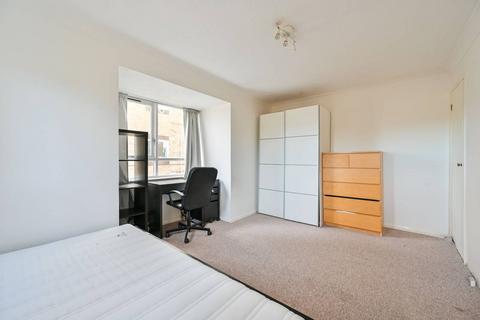 Studio to rent, Chaucer Drive, South Bermondsey, London, SE1