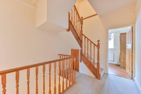 4 bedroom flat to rent, Beverstone Road, Brixton, London, SW2