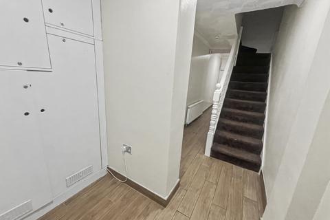 undefined, Northern Road, Slough SL2