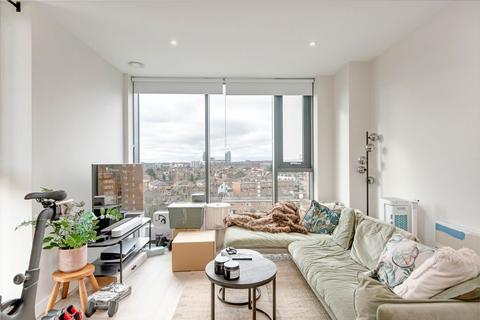 2 bedroom flat to rent, Coster Avenue, London N4
