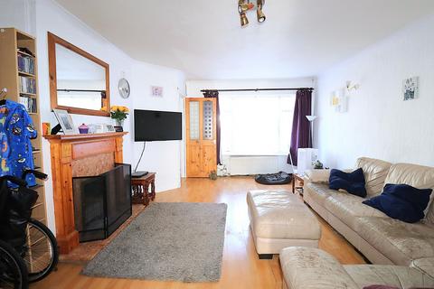 3 bedroom terraced house for sale, Rother Road, Farnborough GU14