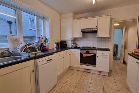 1 bedroom house to rent, Upper Bevendean Avenue, Brighton, BN2