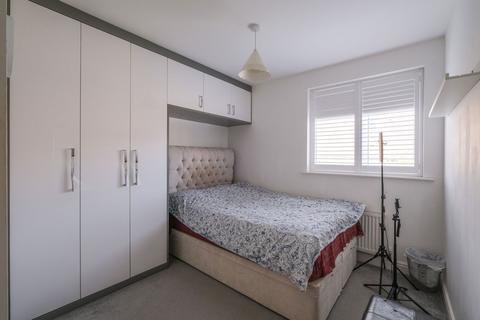 undefined, Oaklands Crescent, Huddersfield HD2