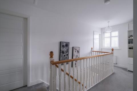 undefined, Oaklands Crescent, Huddersfield HD2