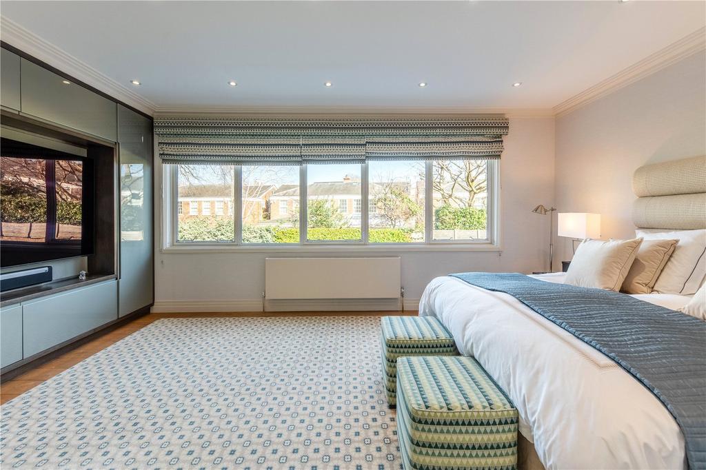 Principal Bedroom