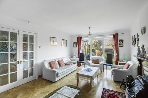 4 bedroom detached house for sale, Pool Drive, Doncaster, DN4