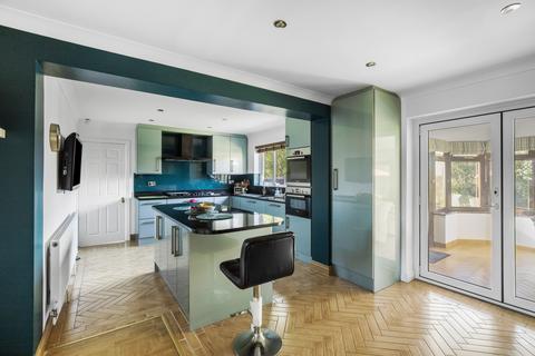 4 bedroom detached house for sale, Pool Drive, Doncaster, DN4