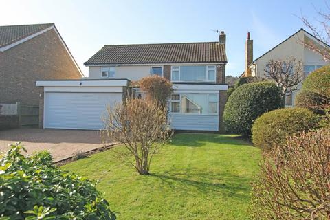 3 bedroom detached house for sale, Lindsay Close, Eastbourne, BN20 8DP