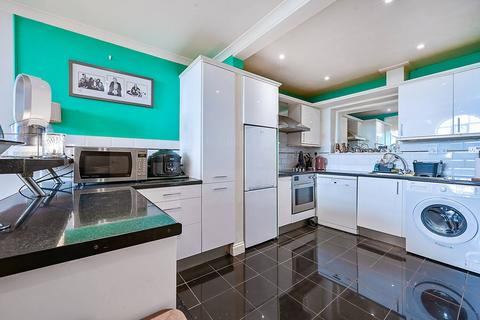 1 bedroom flat for sale, Heathfield Terrace, Chiswick, London, W4