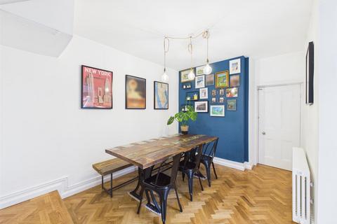 3 bedroom terraced house for sale, Beach Avenue, Whitley Bay