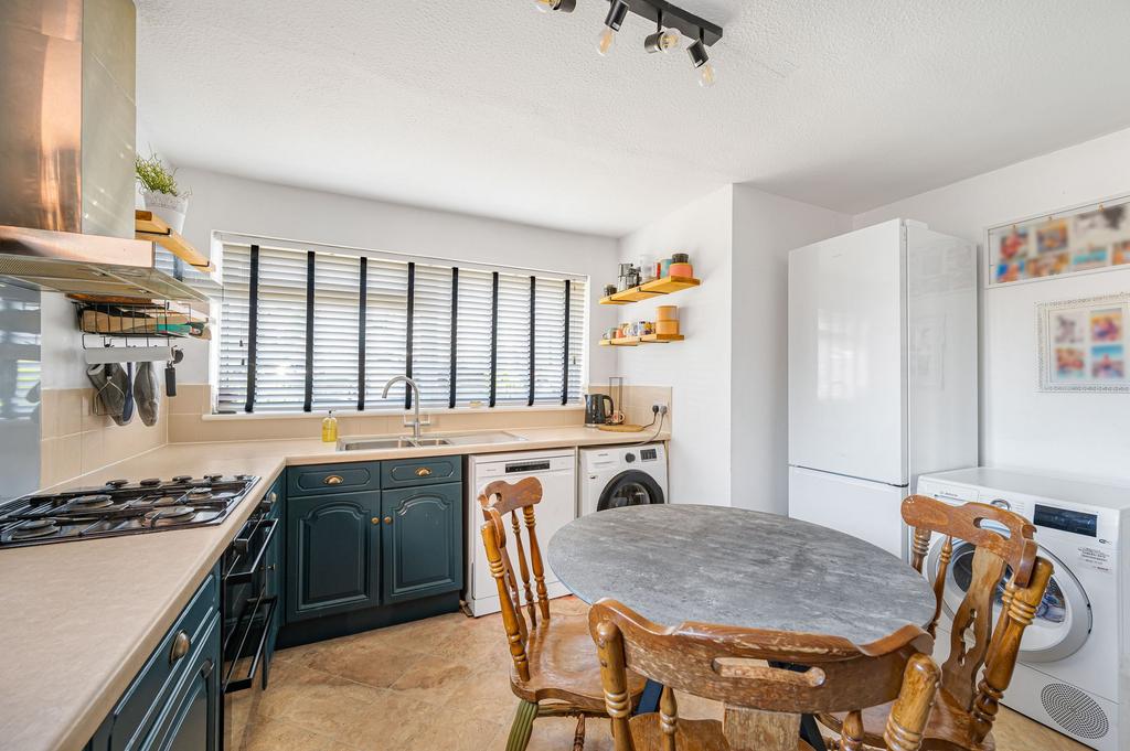 Kitchen / Breakfast Room