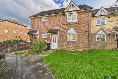 undefined, Proctor Close, Crawley RH10